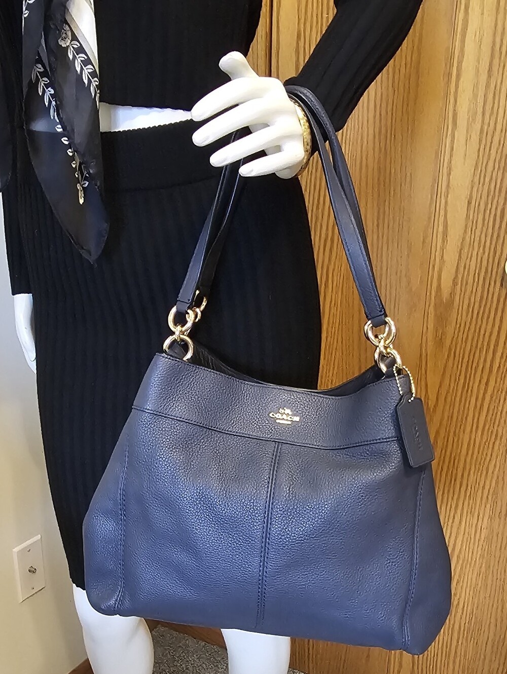 Coach Lexy Pebbled Leather Shoulder Tote with Gold Hardware - Picture 2 of 13